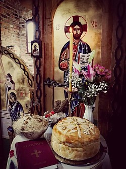 Црква Сунчана река - Славска трпеза и гостопримство домаћина на Сунчаној Реци