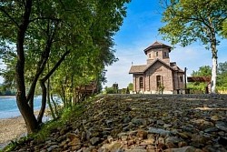 Црква Сунчана река