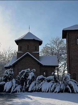 Васкрс април 2026. у храму Сретења Господњег Сунчана река