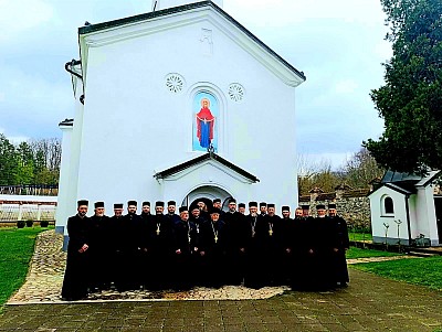 Исповест свештенства архијерејског намесништва Лозничког