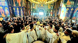 Његово Преосвештенство Епископ шабачки г. Јеротеј је служио 12. маја 2026. године, на празник Светог Василија Острошког, свету Литургију у храму Светог Василија Острошког у Касарским Ливадама, којом је овај храм обележио храмовну славу и 25 година од свог освећења